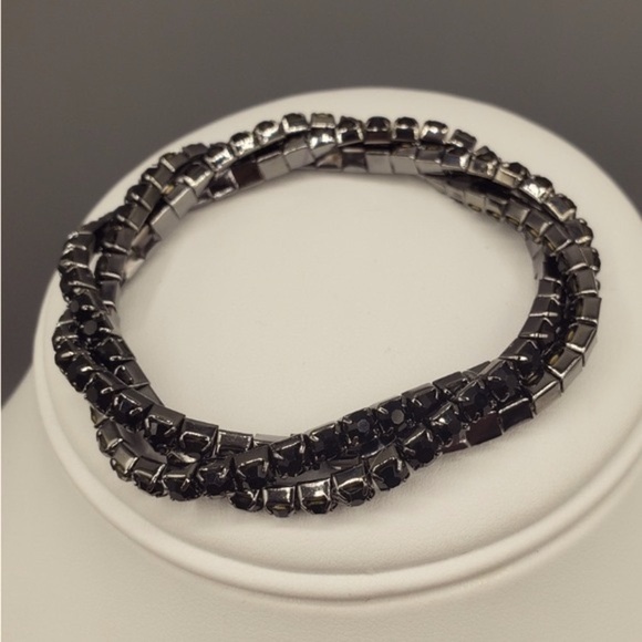 🌺NEW‼️SWAROVSKY CRYSTAL BLACK W/ GUNMETAL BRACELET - BRAIDED & STRETCHY NWOT - Picture 5 of 7